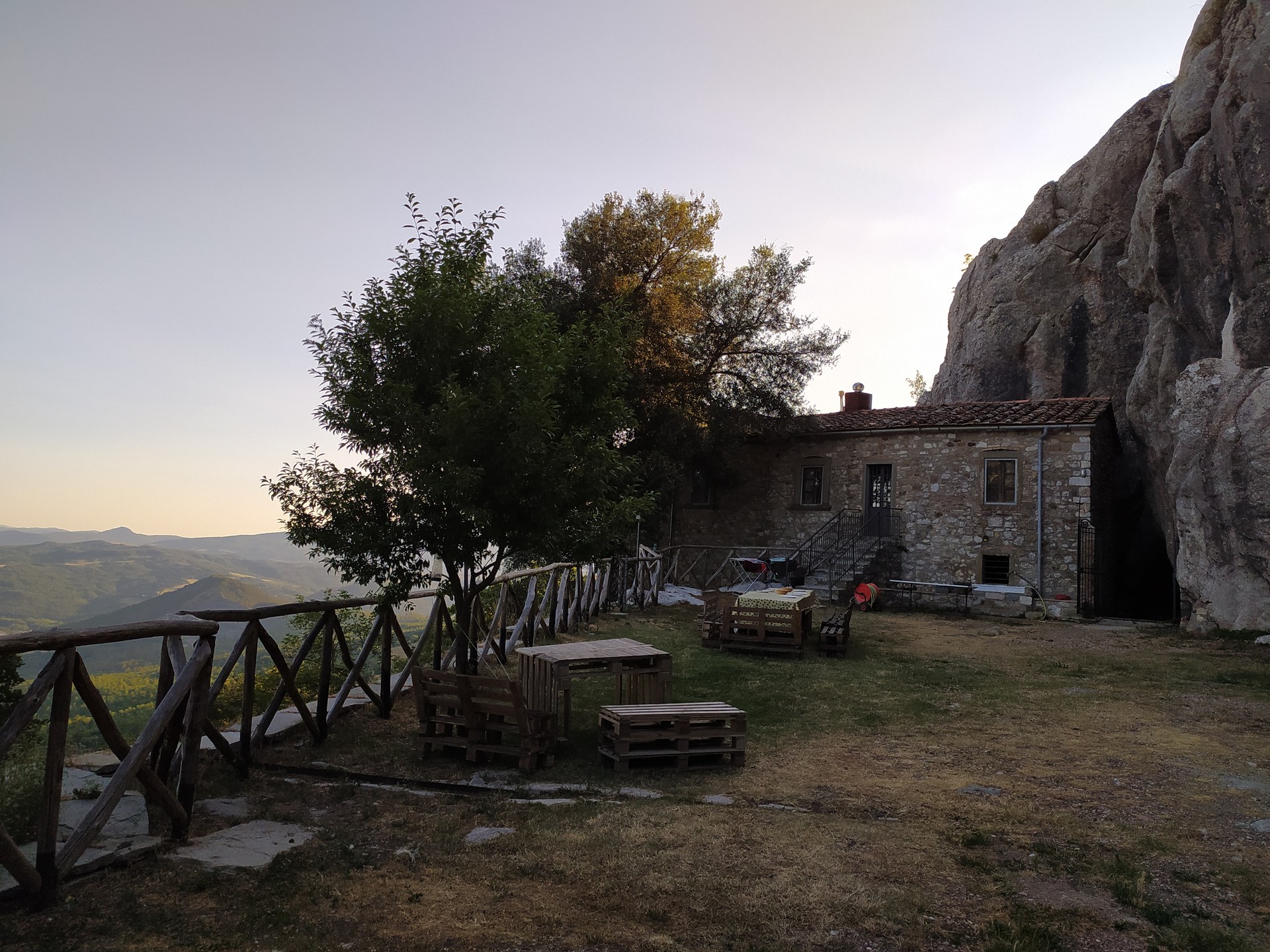 Eremo del Cerbaiolo sulla Via di San Francesco luglio 2021