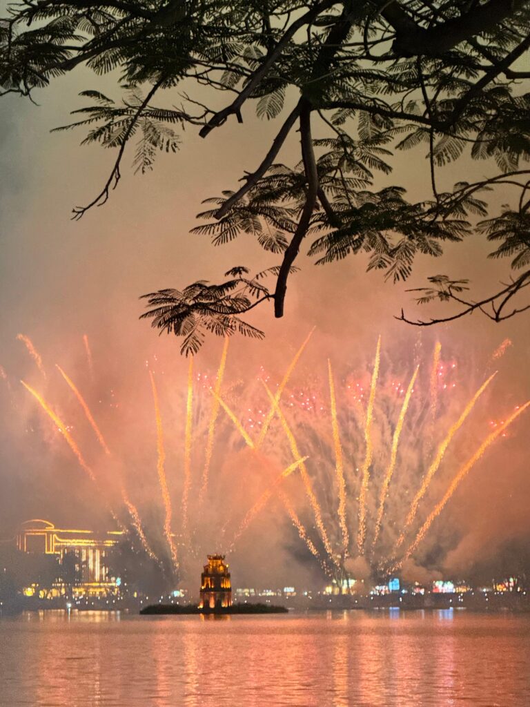 Fuochi d'artificio per la celebrazione del TET