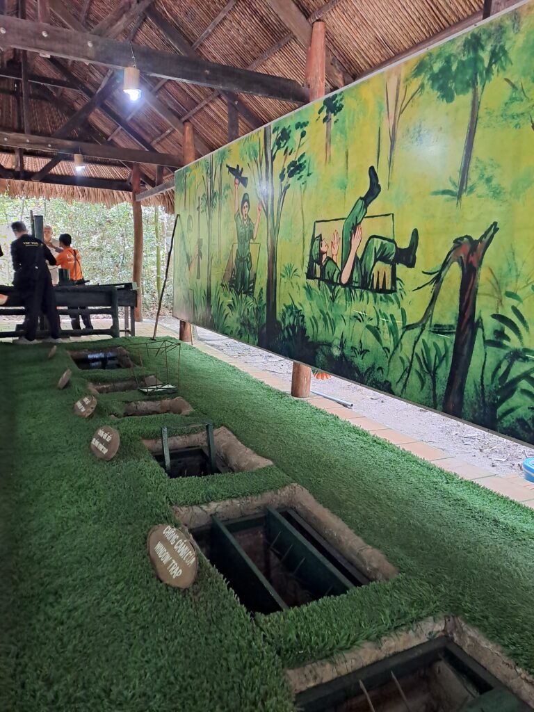 Trappole Cu Chi Tunnels